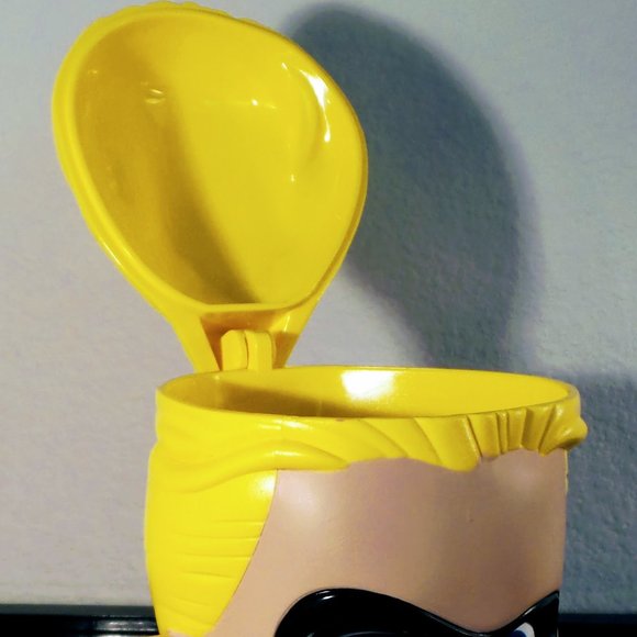 Disney Collectible The Incredibles Flip-top Mug, - Picture 6 of 12